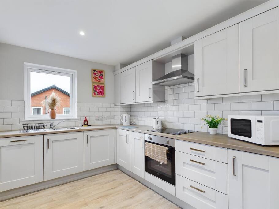 Contemporary 2-Bedroom Apartment Belfast Zewnętrze zdjęcie
